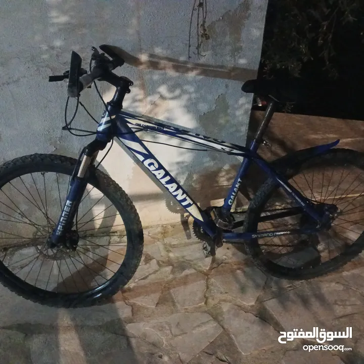 دراجه جبليه يحتاج إلى جنزير وا بطه