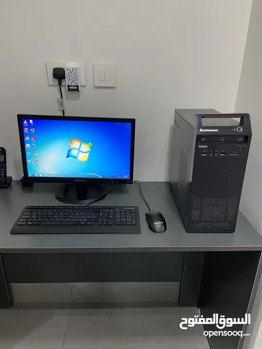 كمبيوتر Lenovo للبيع استخدام قليل