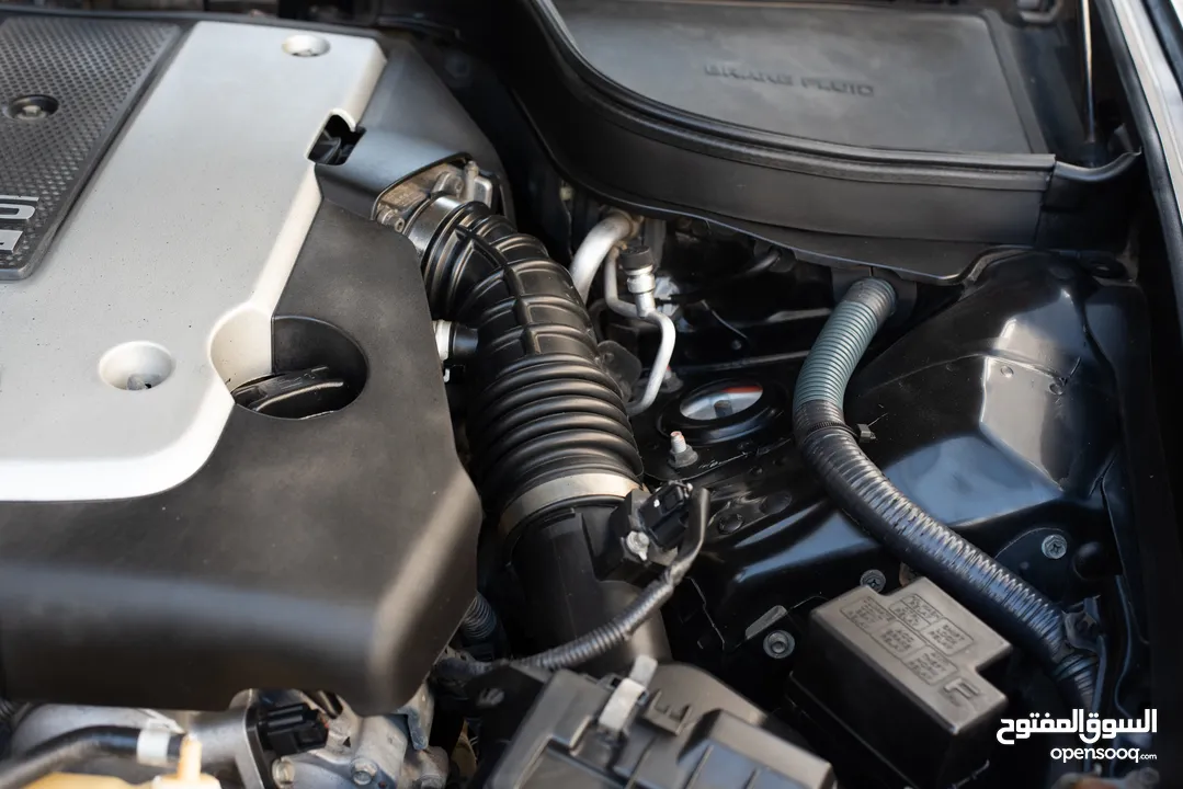 إنفينيتي G37 موديل 2012 - 4 جيد - سيارة رياضية مع محرك V6 3.7L