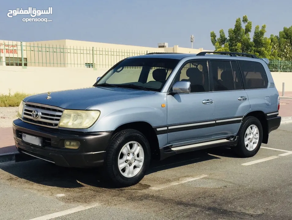 2005 GCC TOYOTA LAND CRUISER - FAMILY OWNED