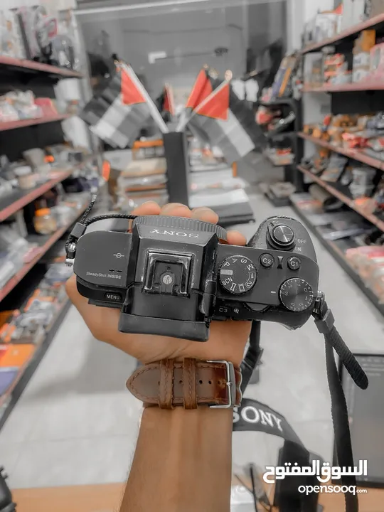 كاميرة سوني مستعملة بحالة جيدة. Sony @7ii