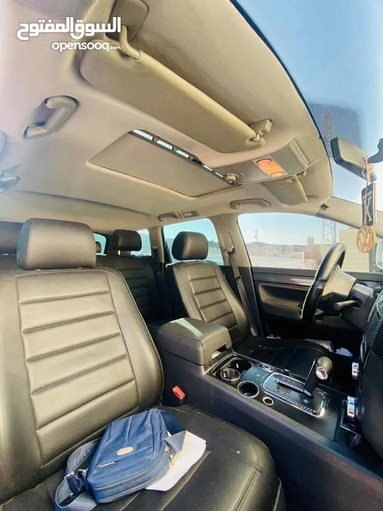 طوارق 2010 4×4 فتحة سقف ماتور 3000 ديزل