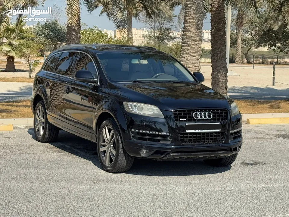 Audi Q7 2013 (Black)