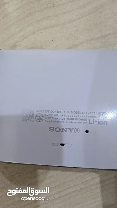 ps5  controller dualsense like new اصلية اجت مع الجهاز