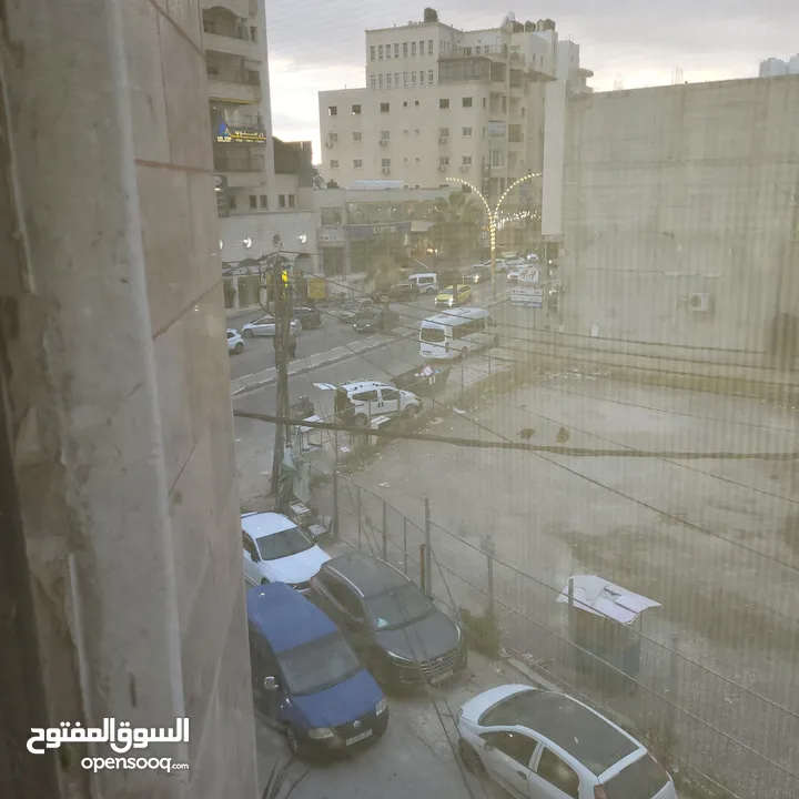 مكتب للبيع