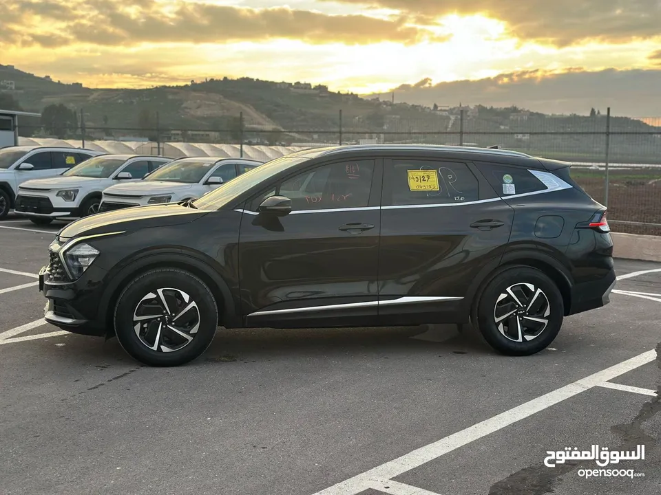 كايا سبورتاج /2022 فل بدون فتحة سقف 2x4 ///240Hp بنزين + كهرباء ( Haybrid) 1600cc
