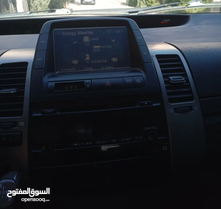 تويوتا بريوس 2008 فحص كامل لون مميز  مجدده بالكامل بحكم الوكاله