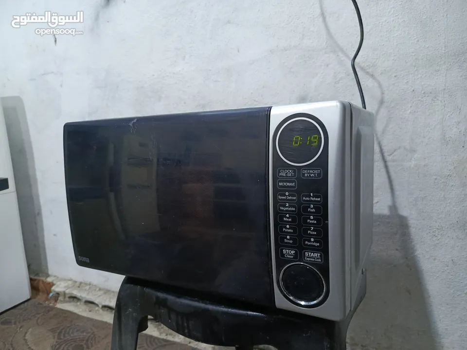 ميكرويف سونا لون سلفر واسود 25لتر حجم صغير  شغال ميه بالميه فحص يوجد توصيل قابل للتفاوض