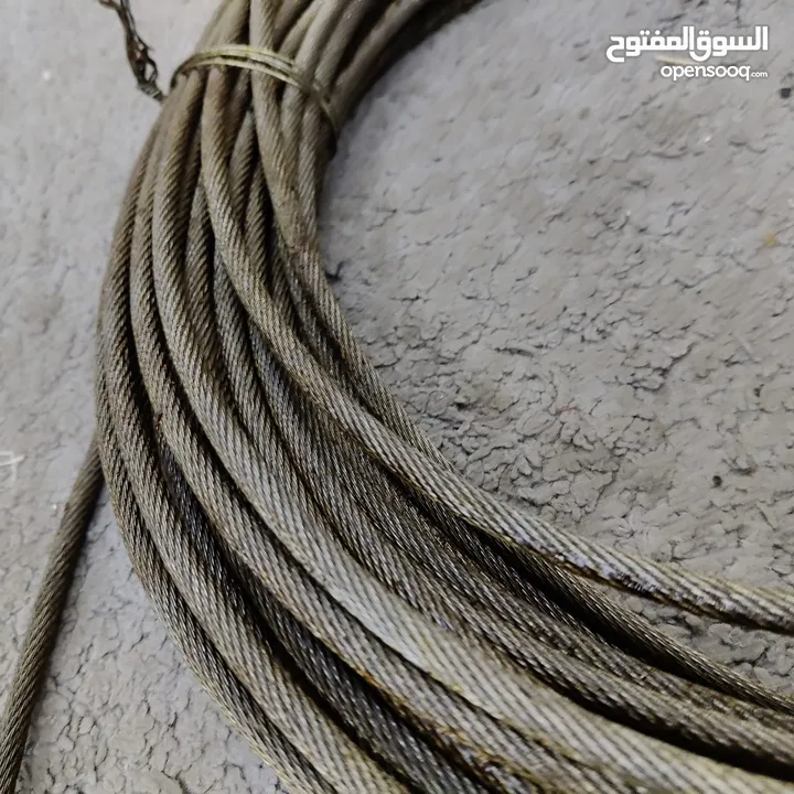 مقص بلاط  وعدة بناء وآليات للبيع