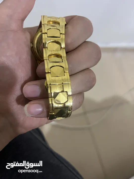 ساعه سويستر مش مستخدمة او مستعمله للبييع بسعر ممتاز