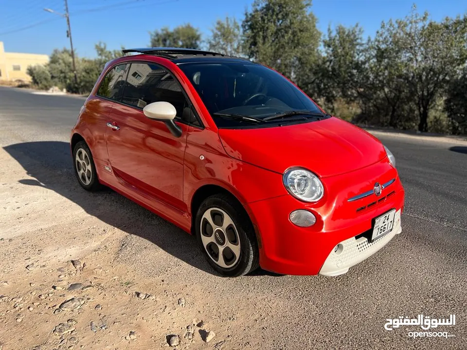 Fiat 500e 2015 Panorama