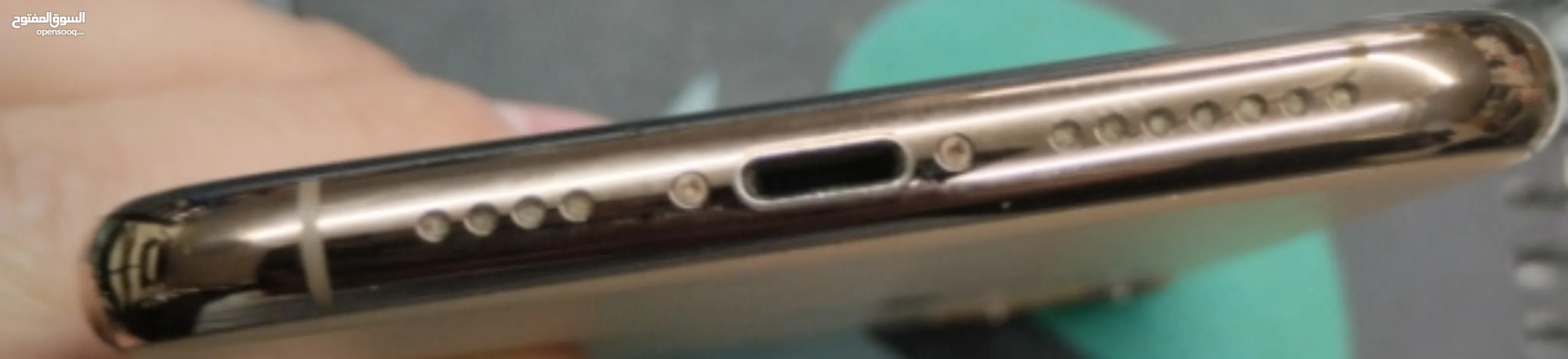 ايفون 11برو 256 بحاله ممتازه