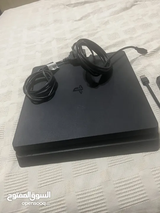 PS4 slim 1tb