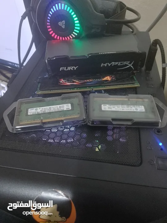 رامات ddr3  لابتوب و بي سي جيمينج و ddr4 بي سي  جيمينج التفاصيل الباقية بالوصف