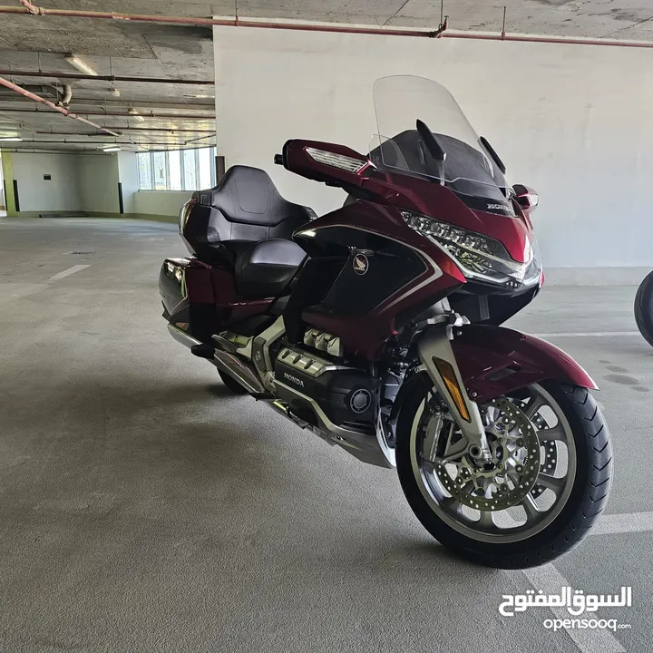 هوندا جولد وينج Honda gold wing