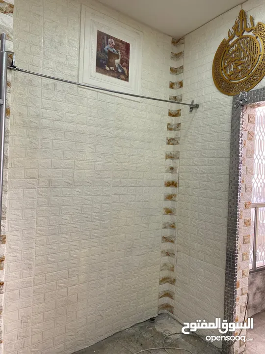 محل تجاري للإيجار في مدينة نابلس في عمارة قناديلو الطابق الأول مقابل دخلة طولكرم و فوق شاورما ساحيتا