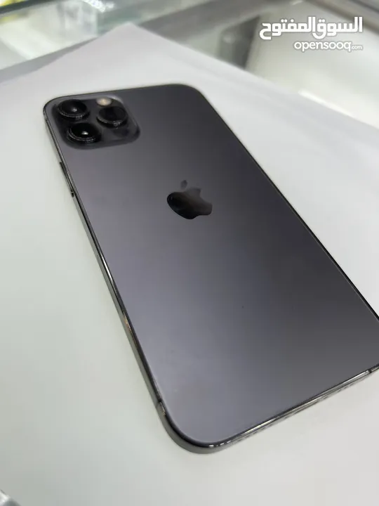 ايفون 12proللبيع