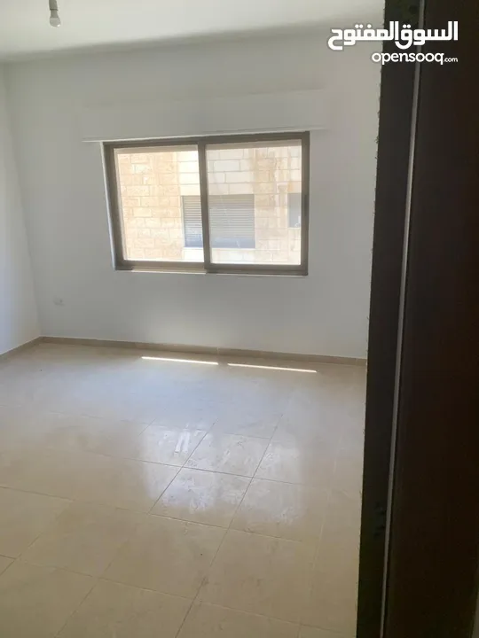 Apartment for rent 90m , 2 bedrooms & 2 bathrooms . شقة للايجار 90 متر غرفتين و  حمامين شارع مكة