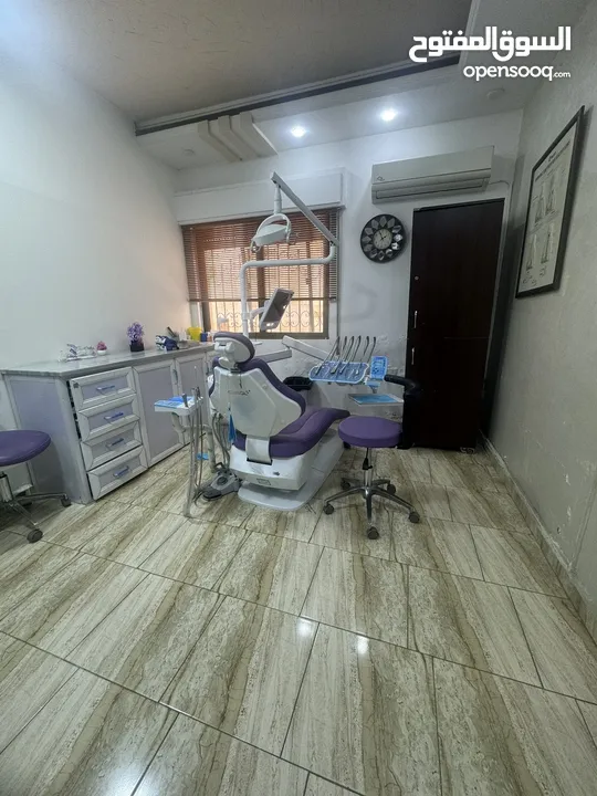 مركز طبي / اسنان … للبيع