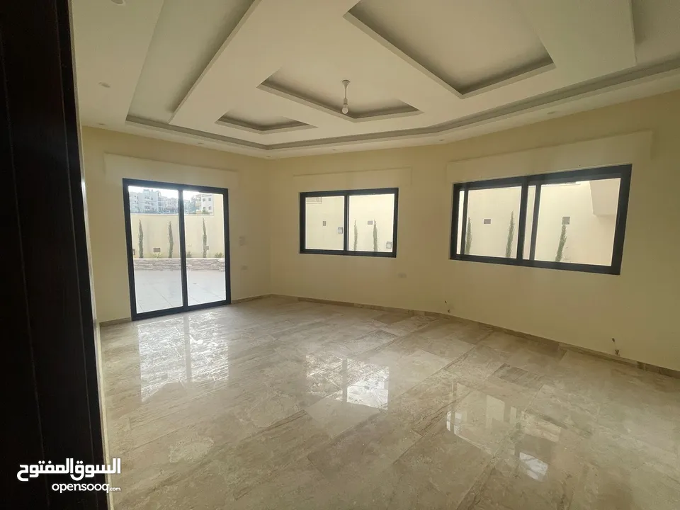 شقق فاخره للبيع