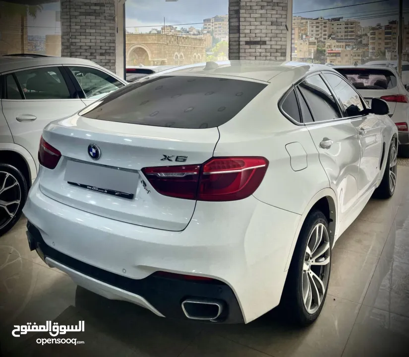 Bmw x6 m50i