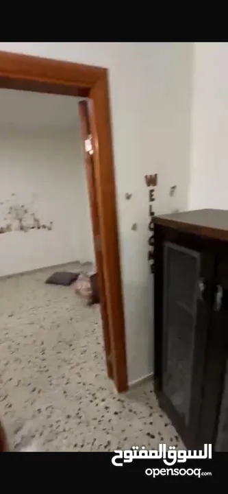 شقة لإيجار في منزل وليس إسكان
