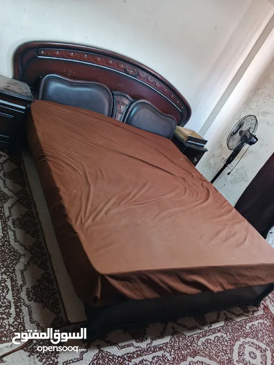 غرفه نوم للبيع