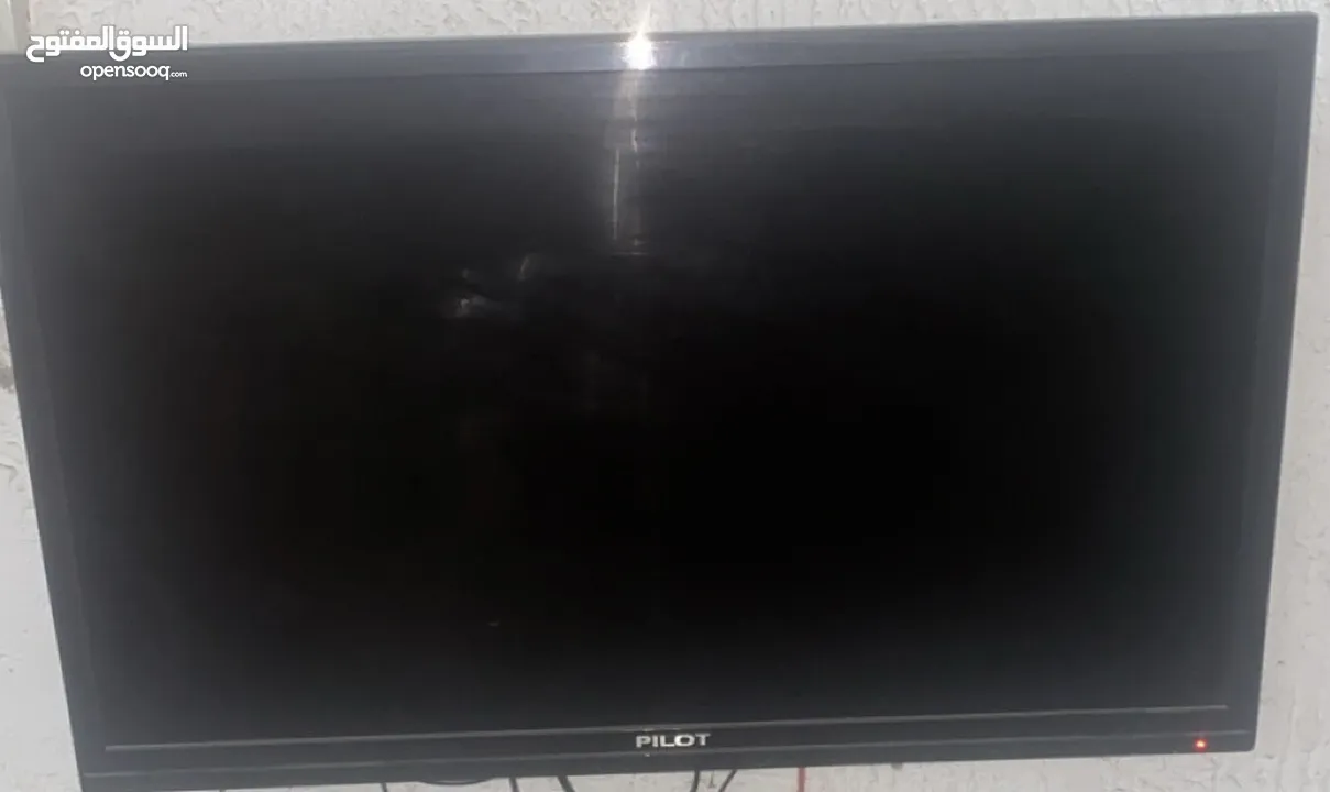 اكسبوكس ون اس مع شاشة 42 بوصة