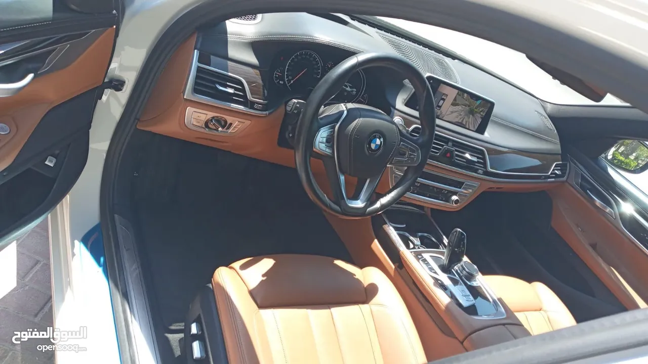 للبيع bmw الحجم li730