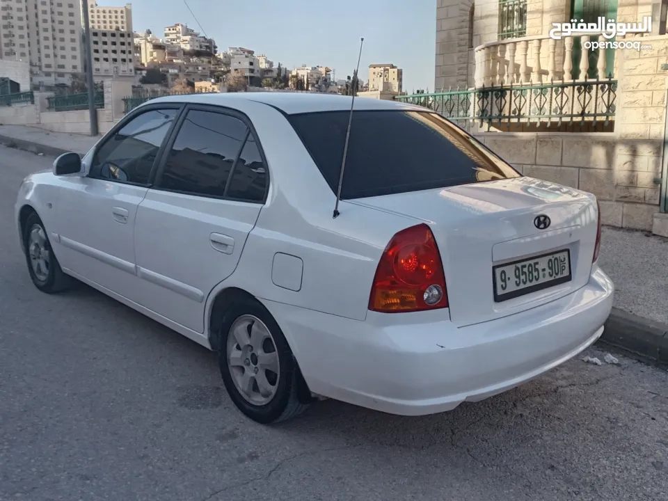 هونداي فيرنا  2004 سياره ايد اولى