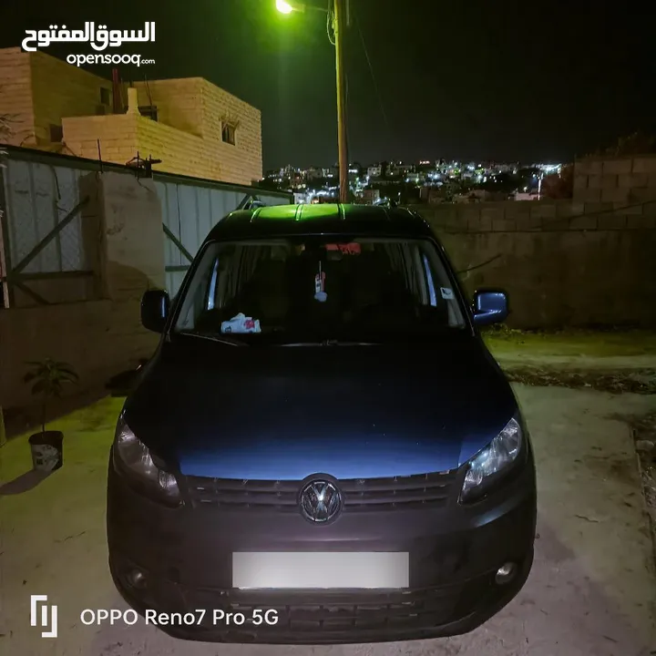 فرصة ذهبية لاقتناء كادي فوكس فاجن 2014 يد أولى من المالك مباشرة – كاملة الإضافات، بدون أي خراب، بحا