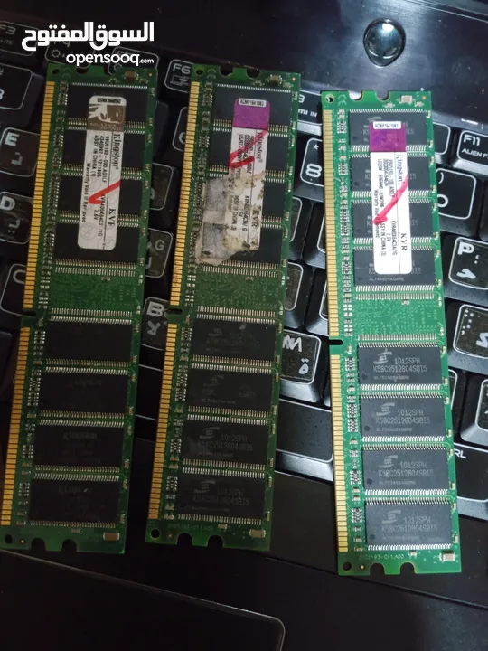 رام قديمة DDR1. 1GB