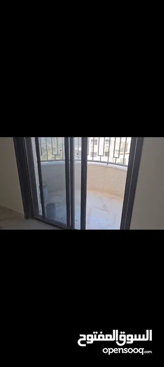 شقه جديده للببع في الطيره مساحه 165متر