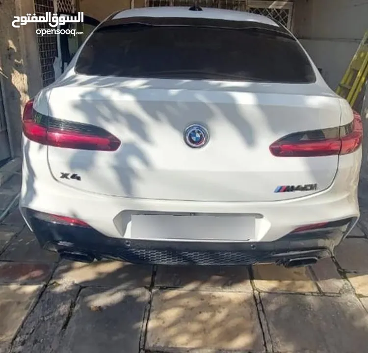 ابيض 2021 BMW40I