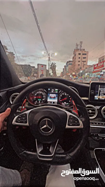 Mercedes C200 2019 (أحمد الشرمان) لتأجير سيارات الأعراس