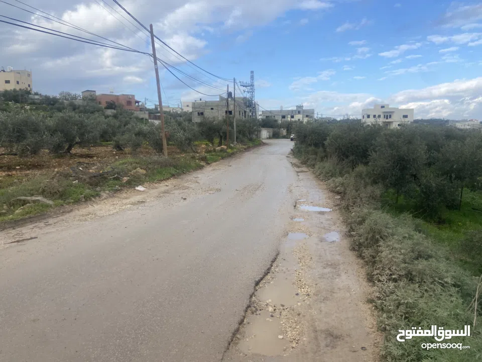 تجاري شارع رئيسي بين اكتابا وباعا