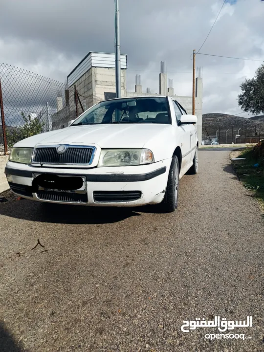 سكودا اوكتافيا 2004