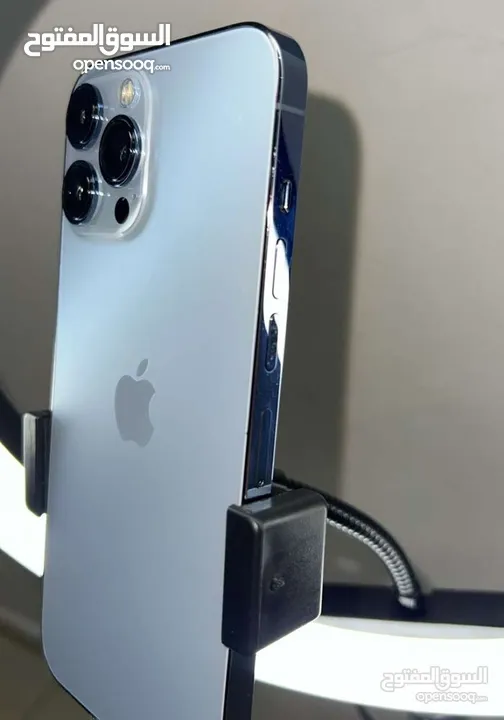 ايفون 13 برو بحال الوكاله مكفول ولا شخط 256 جيجا  iphone 13 pro like new