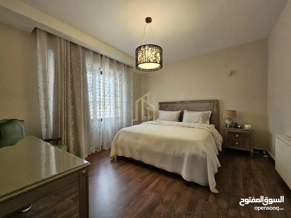 في أرقى مناطق طريق المطار شقة أرضية 200م داخلي_200م خارجي بسعر مميز / ref 9492