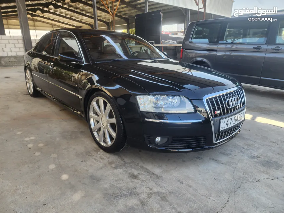 كاش أو اقساط من المالك مباشره Audi A8L 2006 بحاله الشركه فل مكسر