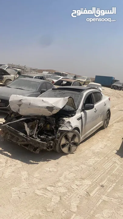نشتري السيارات المضروبه والكهربائيه والهايبرد  بأفضل الاسعار