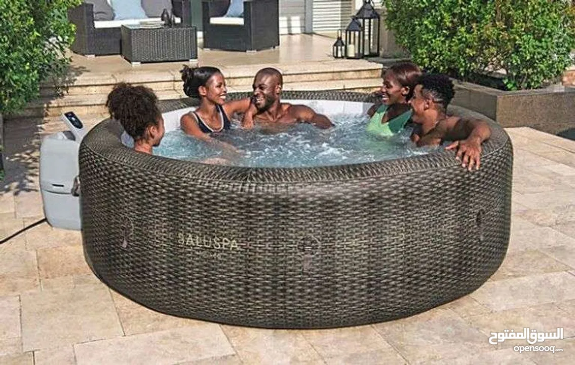 جاكوزي jacuzzi بعدة احجام اجمل جلسات الاسترخاء للمنازل ومراكز العلاج الطبيعي والتجميل