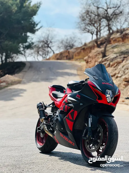 GSX,,1000,,R  بحالة الوكاله ومميزه وممشى قليل