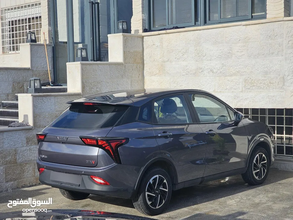نيتا  V موديل 2021  البطارية الكبيرة . فحص كامل . ممشى قليل . حرة جديد  Neta V 2021