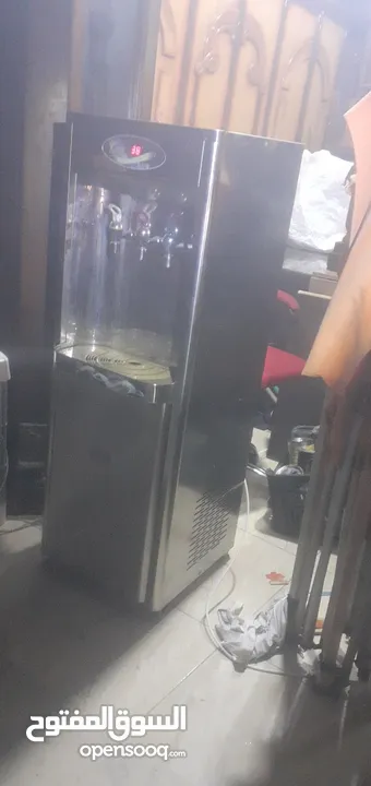 كولر ماء مع فلتر ستانلس ستيل  شغال بحال الجديد