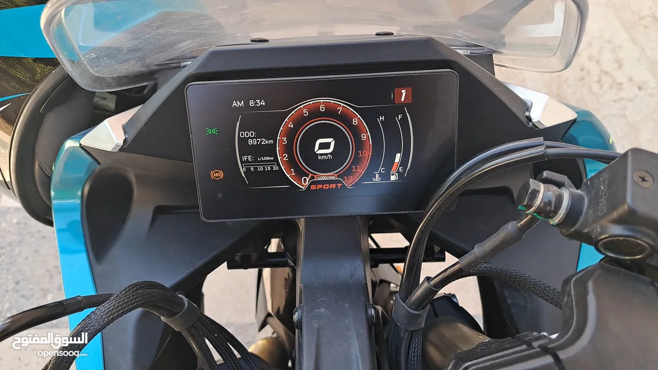للبيع او البدل cfmoto 300sr