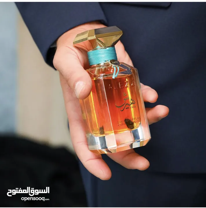 عطر هيرش بخوري مو العز للعود عطر جميل جدا جدا اي احد يحب البخور الطبيعي راح يعجبو حجم العطر 100 مل