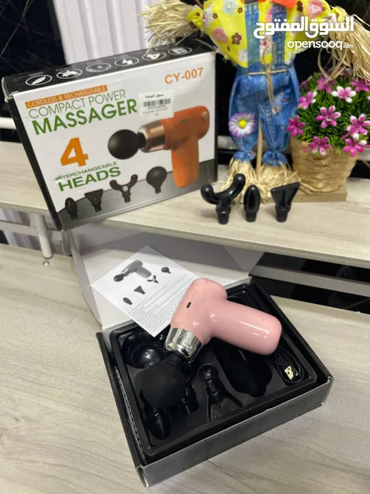 فرد مساج  MASSAGE GUN يحتوي جهاز المساج على 4 رؤوس مختلفة الاستخدام