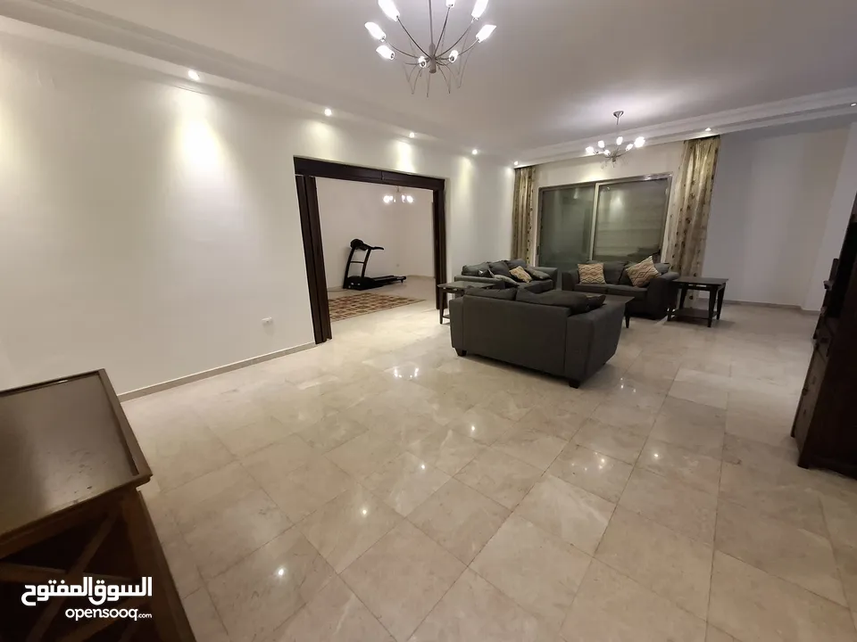 شقة شبه مفروشة للإيجار  ( Property 42944 )-174869814