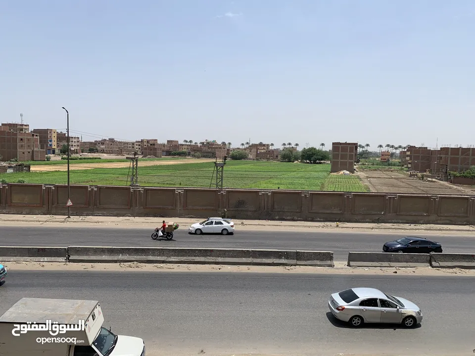 للمستثمرين ،توكيلات السيارات، مراكز الصيانة. مباشرةً علي طريق اسكندرية الزراعي - قبل مدخل قليوب